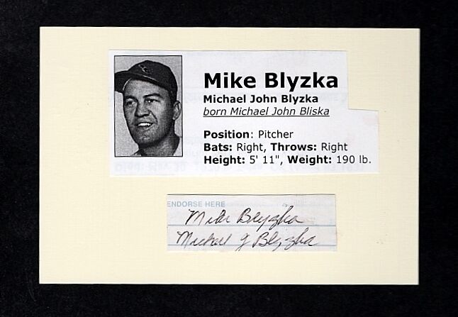 1954 MIKE BLYZKA-BALTIMORE ORIOLES AUTOGRAPHED CUT W/ Photo Poster painting ON 3X5-(d.2004)