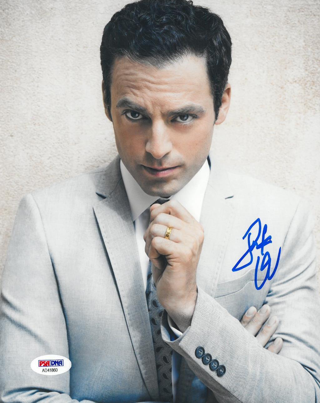 Justin Kirk Signed Authentic Autographed 8x10 Photo Poster painting PSA/DNA #AD41860