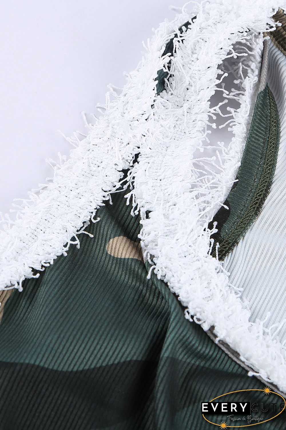 Green Scoop Neck Sleeveless Camo Print Skinny Tank Top