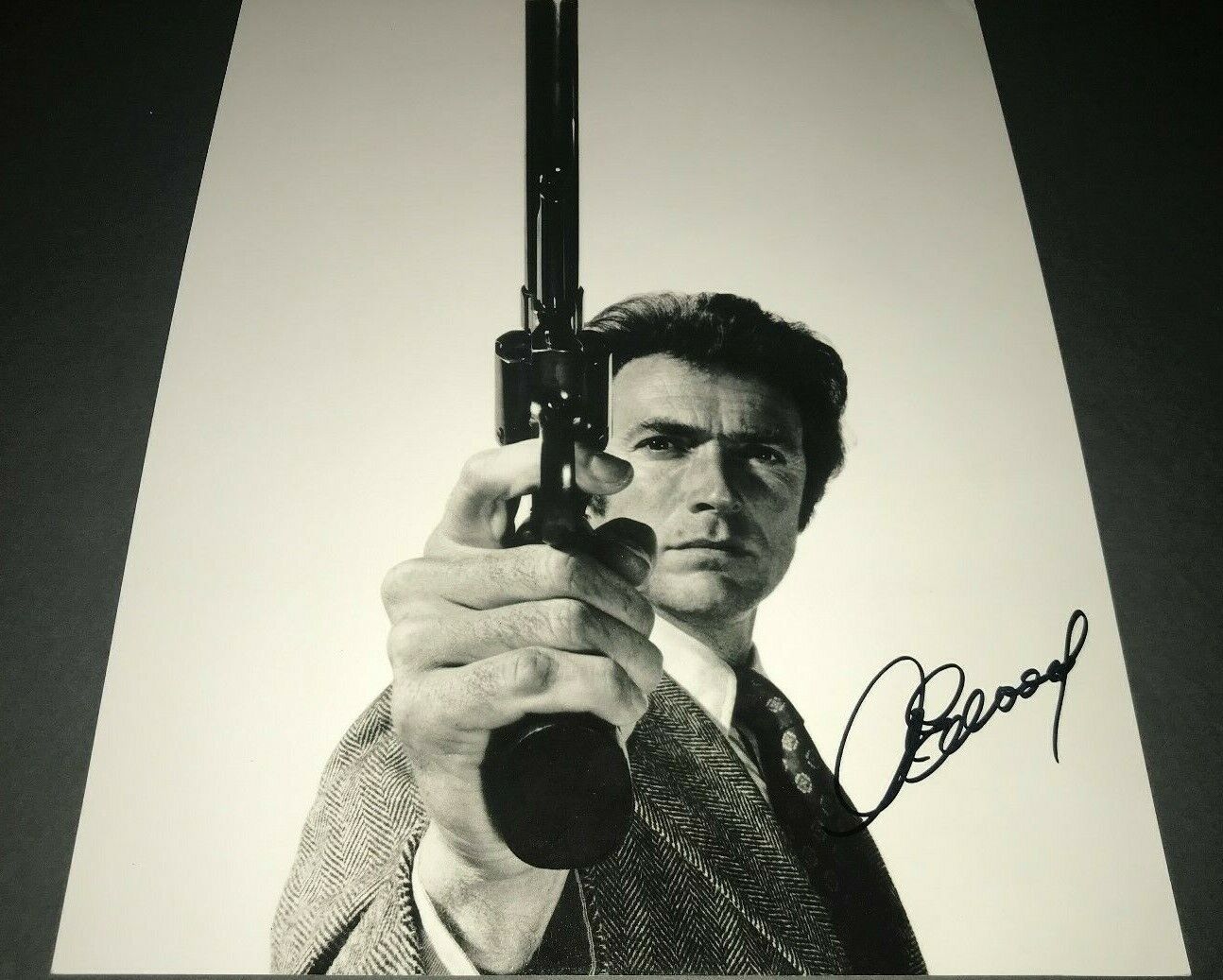 Clint Eastwood Dirty Harry Actor Signed 11x14 Autographed Photo Poster painting COA Proof 6