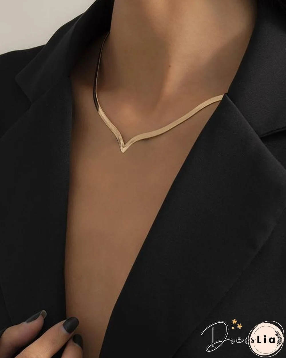 Ins Temperament Metal V-shaped Necklace