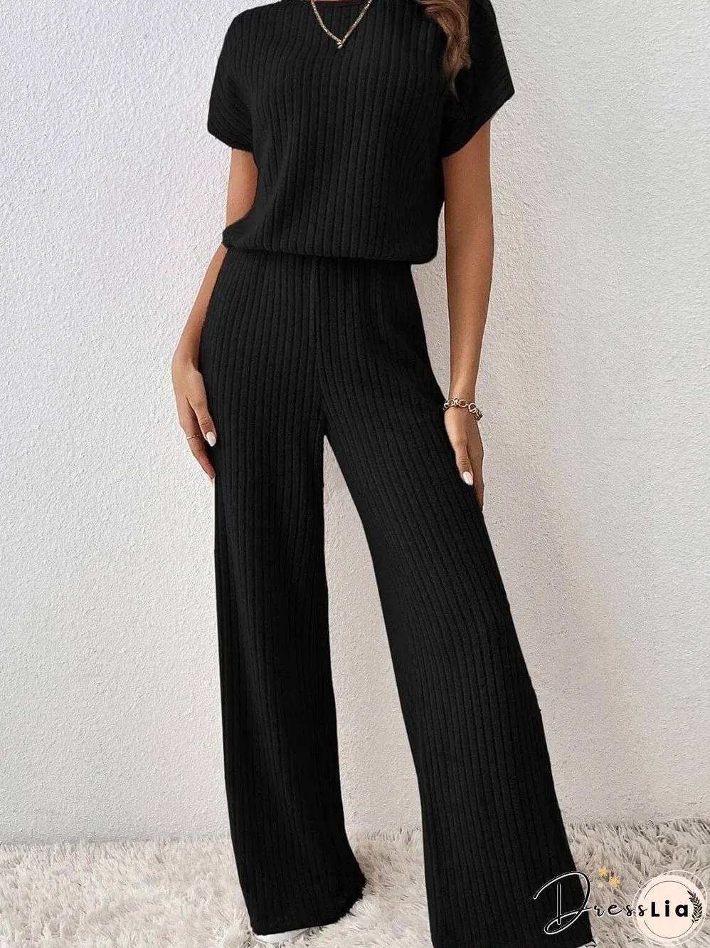 Chic Black Ribbed Wide Leg Jumpsuit with Short Sleeves