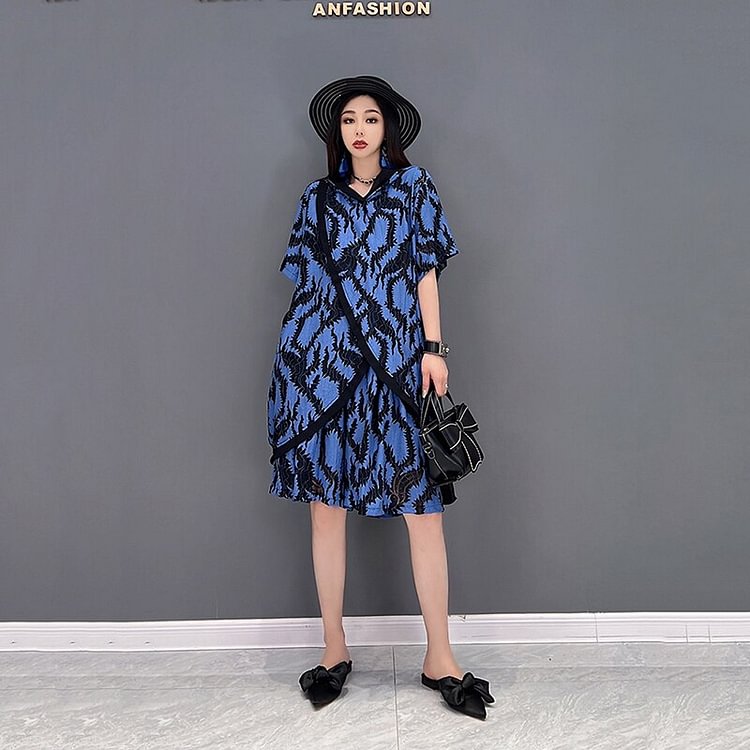 Fashion Contrast Color Seaweed Printed Irregular Hooded T-shirt And Shorts Two Pieces Set      