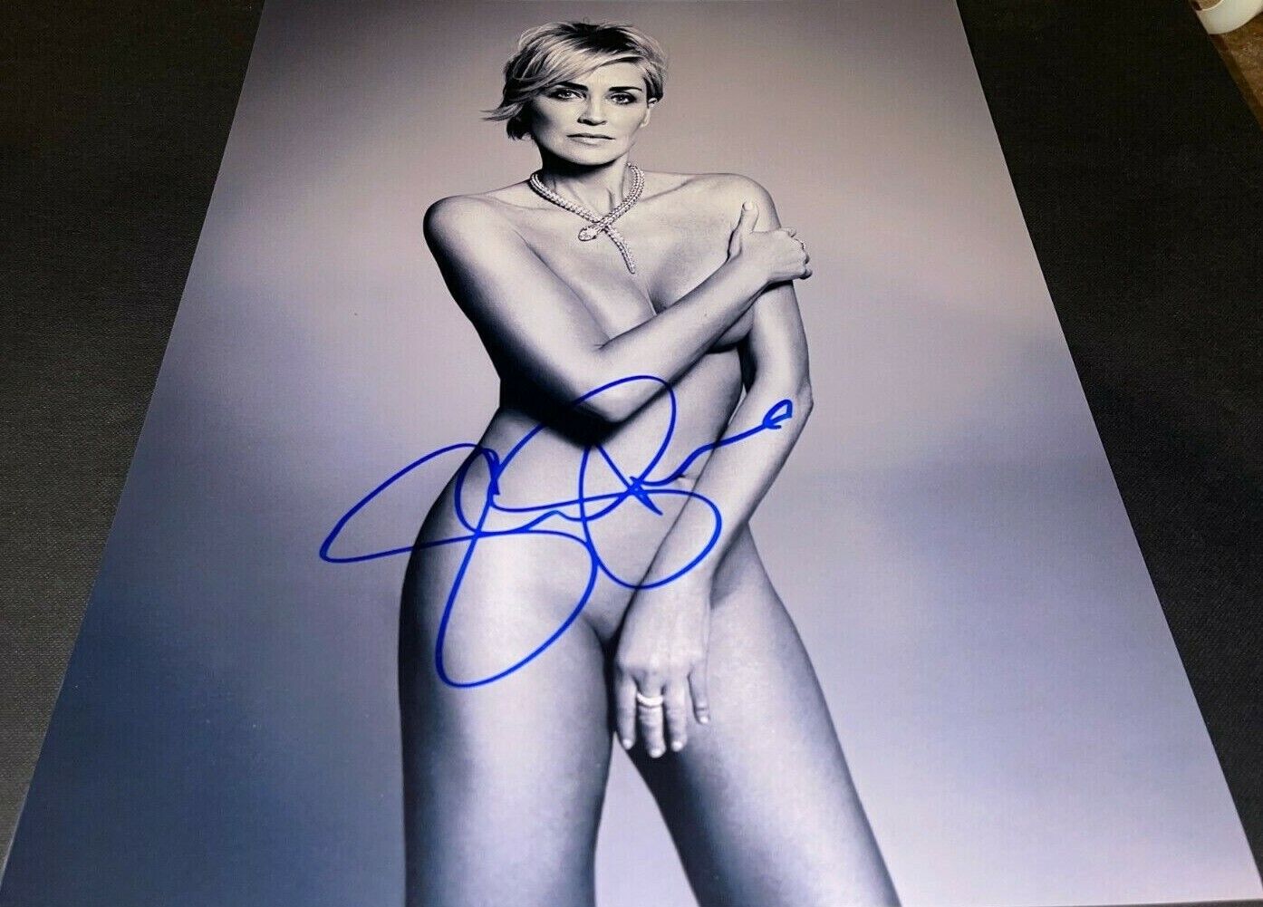 Sharon Stone Nude Covered B&W Signed 8x10 Photo Poster painting Autographed Proof 2