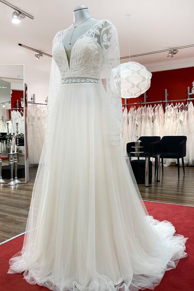 Romantic Long A-Line Sweetheart Appliques Lace Tulle Wedding Dress