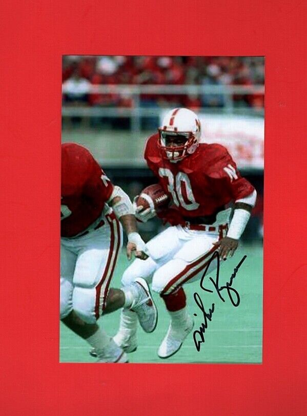 1982/84 MIKE ROZIER-U/NEBRASKA HEISMAN TROPHY AUTOGRAPHED GLOSSY COLOR Photo Poster painting