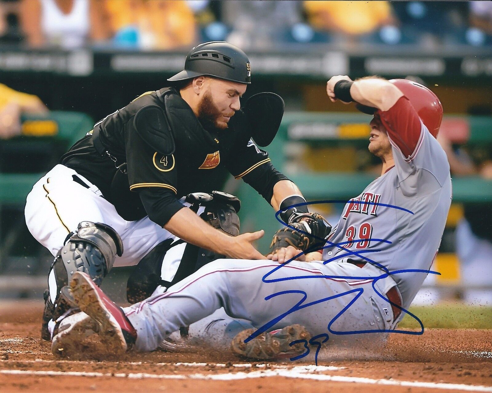 Autographed 8X10 DEVIN MESORACO Cincinnati Reds Photo Poster painting - COA