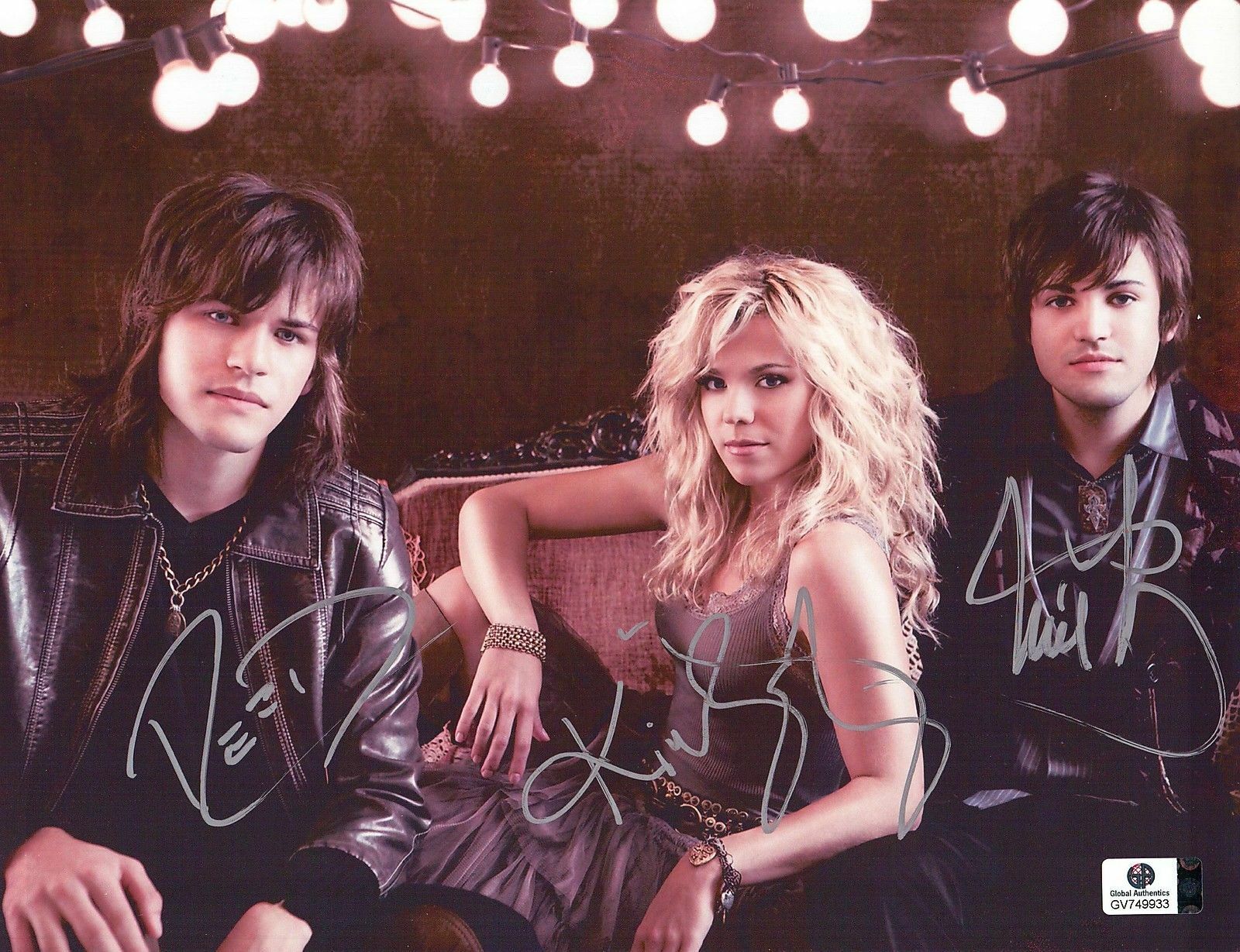 The Band Perry Hand Signed Autographed 8x11 Photo Poster painting Country Super group GA 749933