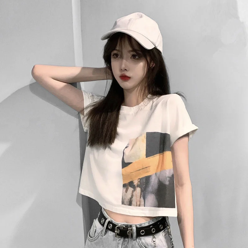 Uveng Uveng Celebrity Short-Sleeved T-Shirt Female Jacket Short Style Student Korean Version Loose 2024 Summer New Heart Machine Crop Ins Tide