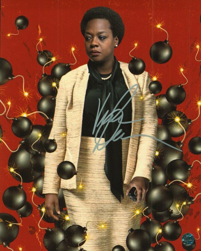 VIOLA DAVIS Autographed Original 8x10 Photo Poster painting LOA TTM