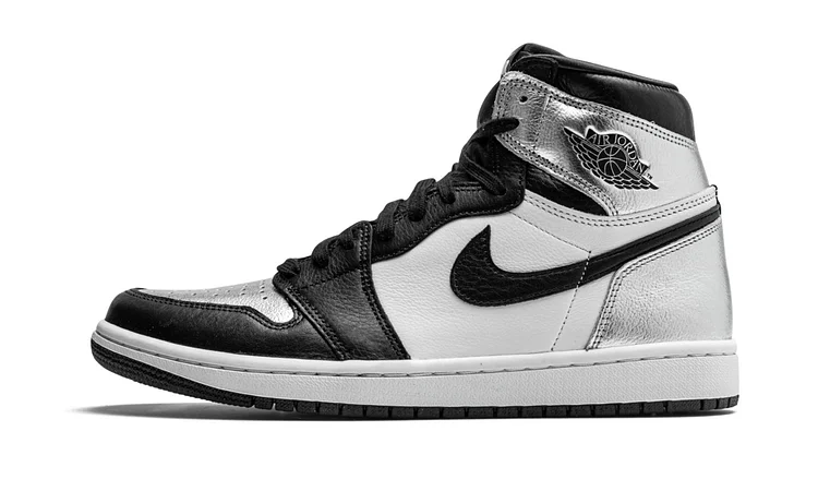 WMNS Air Jordan 1 Retro High OG "Silver Toe"