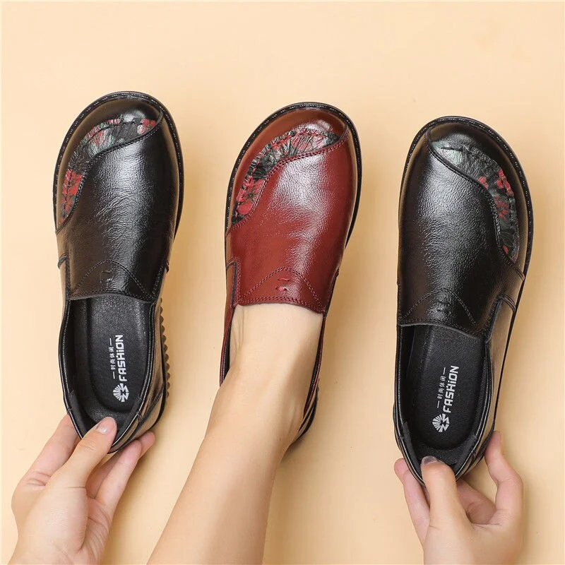 GKTINOO 2022 Spring Luxury Women Flat Elderly Shoes Retro Vintage Genuine Leather Loafers Black Women's Shoes Moccasins