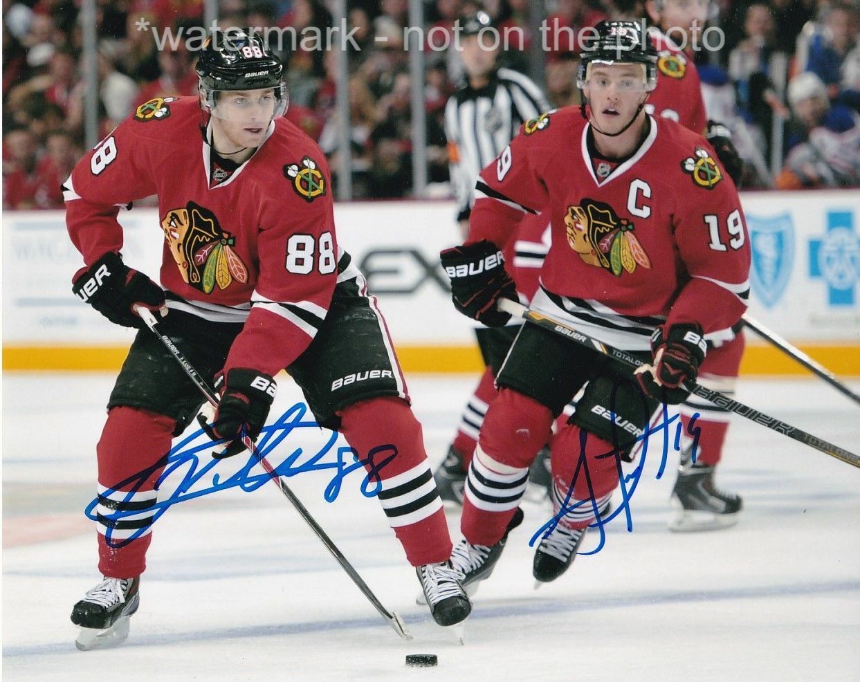 PATRICK KANE JONATHAN TOEWS SIGNED AUTOGRAPH 8X10 Photo Poster painting CHICAGO BLACKHAWKS