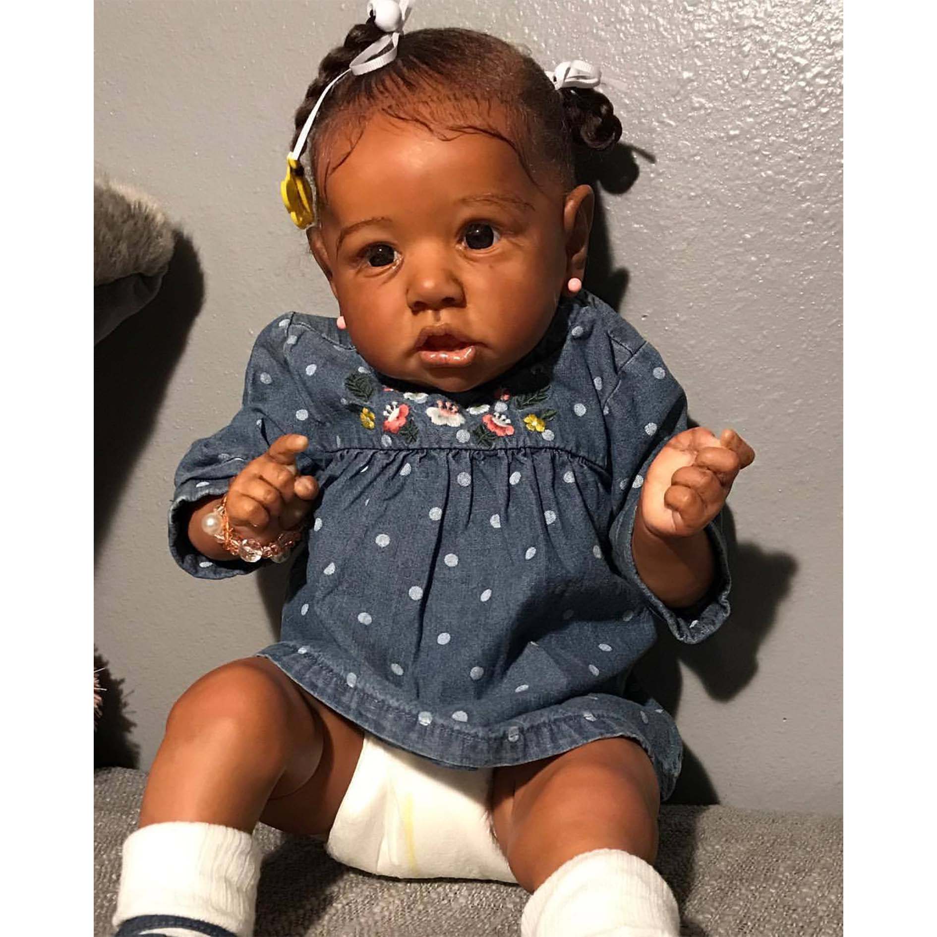 55CM Lebensechte Afroamerikaner Reborn Baby Dolls Kleinkind Schwarzes Mädchen 