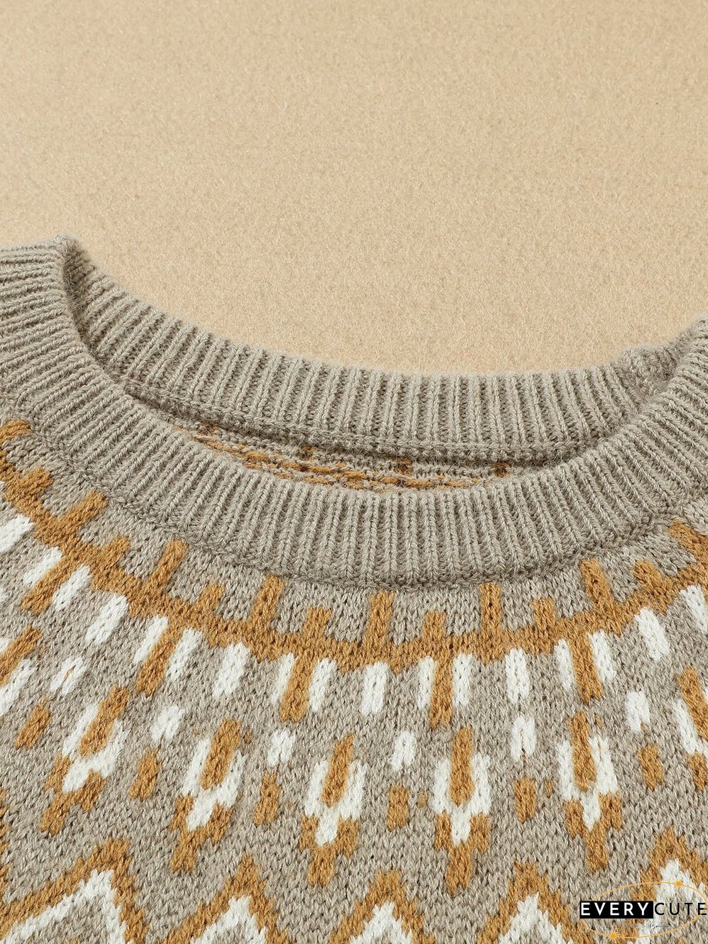 Cozy Gray Geometric Knit Round Neck Sweater