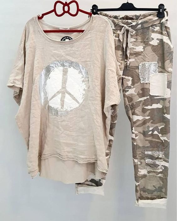 Round Neck Stripe Half Sleeve Top And Pants Set