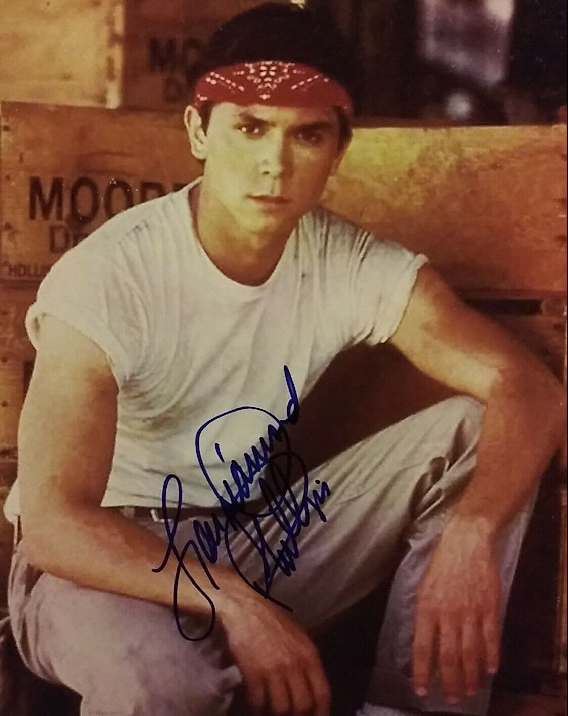 Lou Diamond Phillips signed 8 x 10