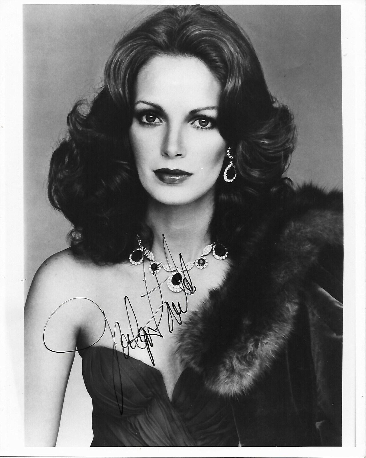 Jaclyn Smith Original Autographed Photo Poster painting 8x10 #50