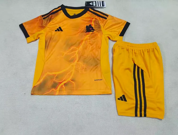 2025-26 Wolves Home Kids Kit
