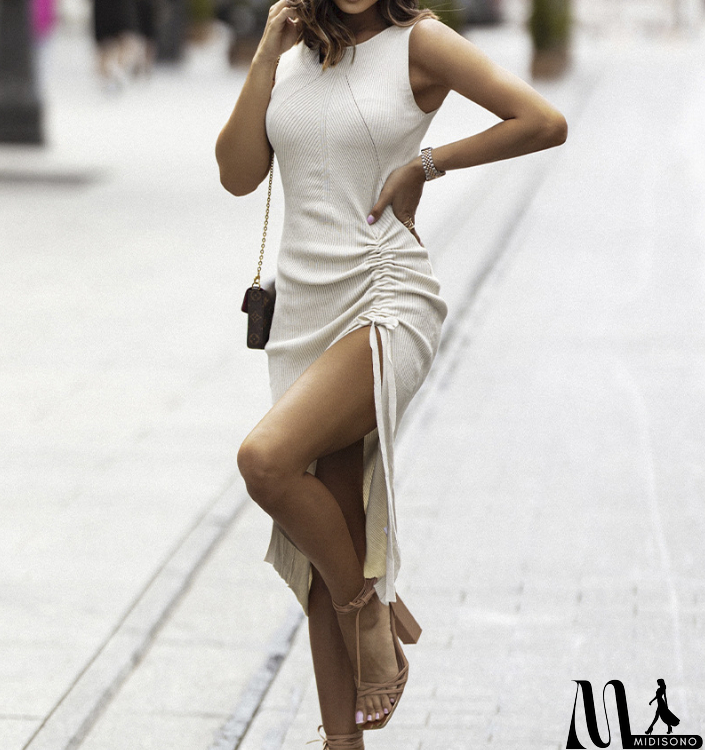 MidiSono - Temperament Round Neck Sleeveless Dress