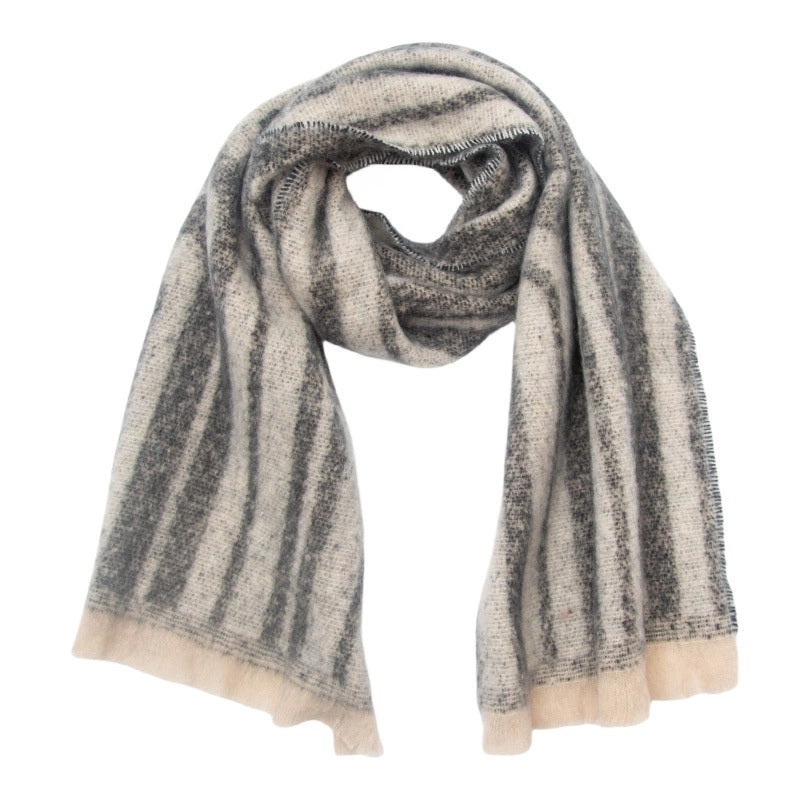 Women’s Casual Minimalist Stripe Polyester Scarf