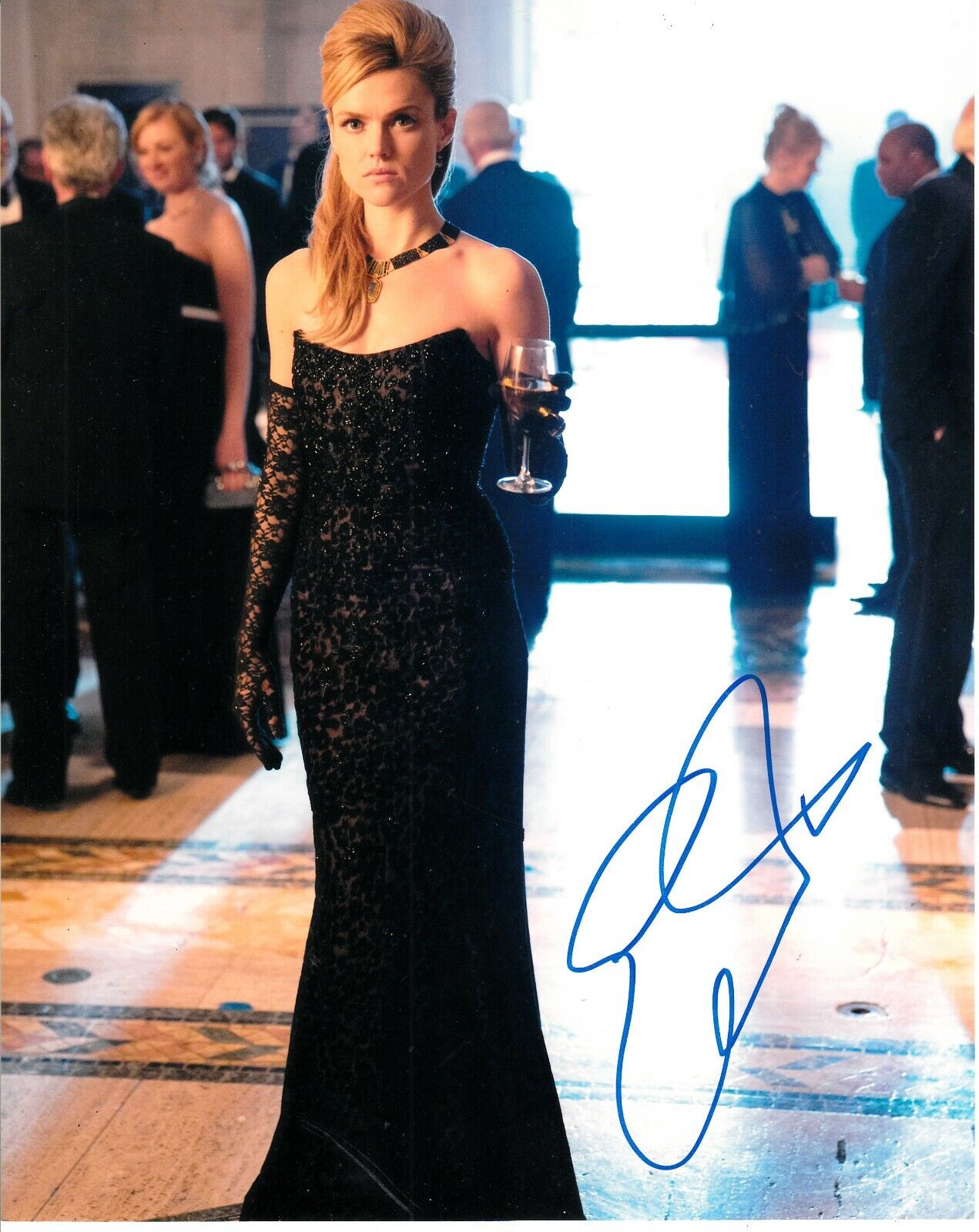 ERIN RICHARDS SIGNED GOTHAM Photo Poster painting UACC REG 242 (2)