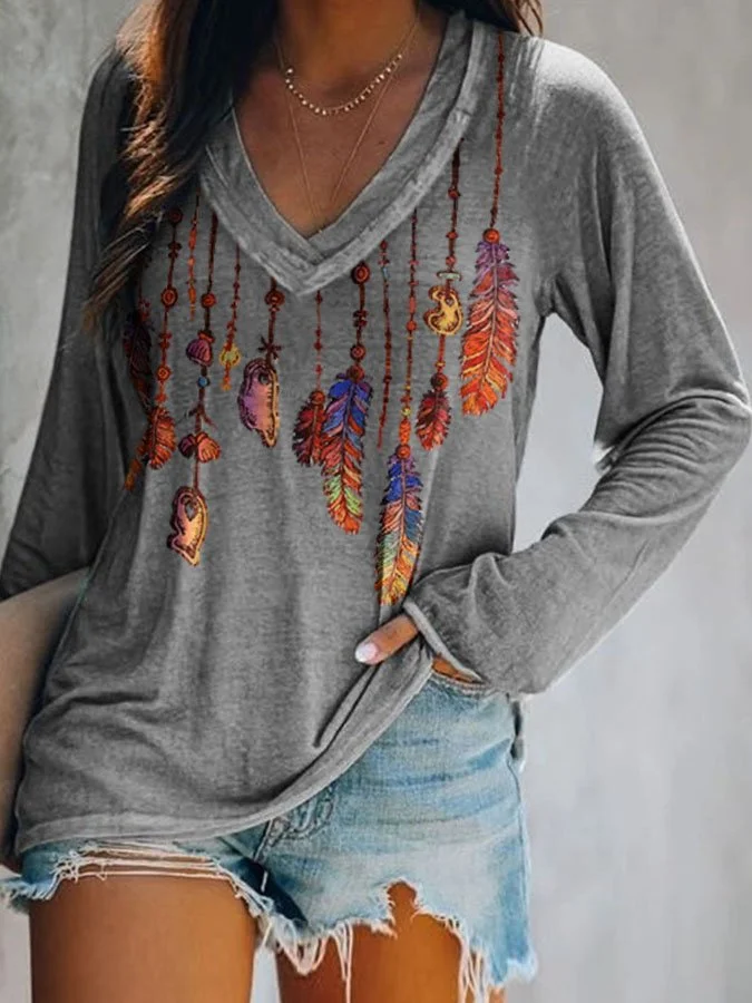Western Feather Print V-Neck T-Shirt