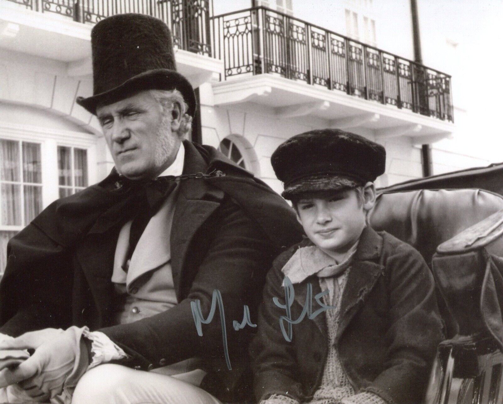 Mark Lester as Oliver! signed 8x10 movie end scene Photo Poster painting - UACC DEALER