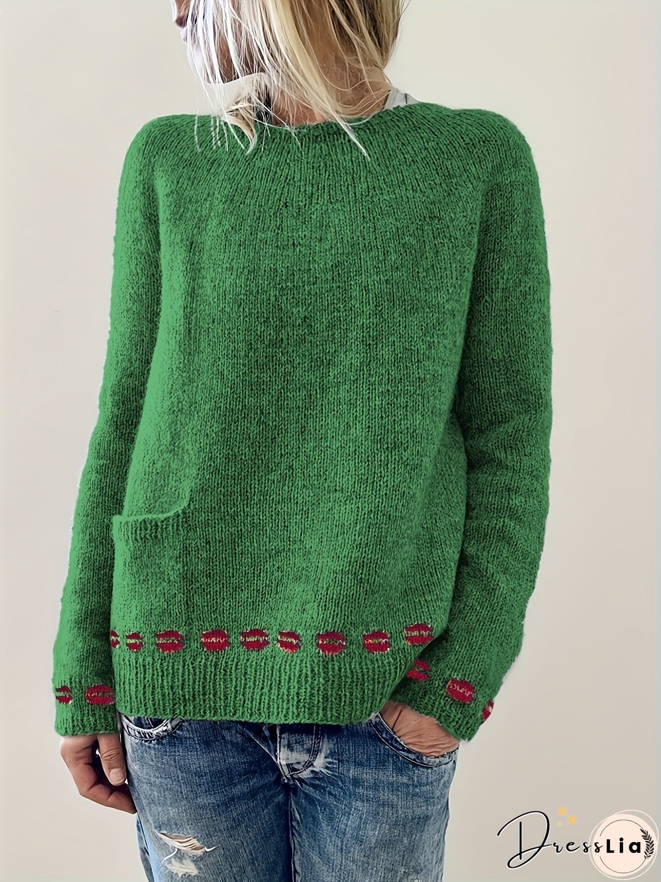 Elegant and Versatile winter garment