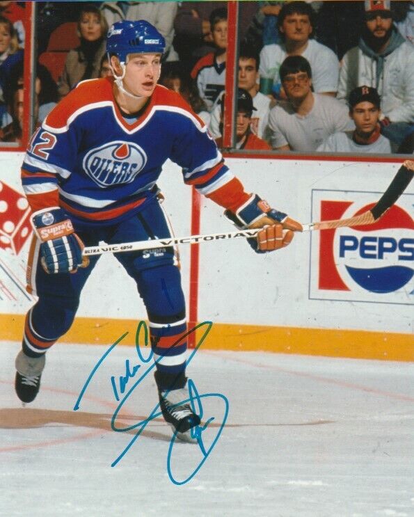 VINTAGE ADAM GRAVES SIGNED EDMONTON OILERS 8x10 Photo Poster painting! Autograph