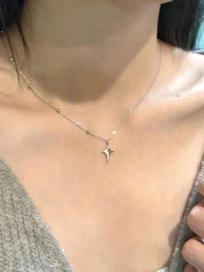 Brownm Star Pendant Asymmetric Design Necklace
