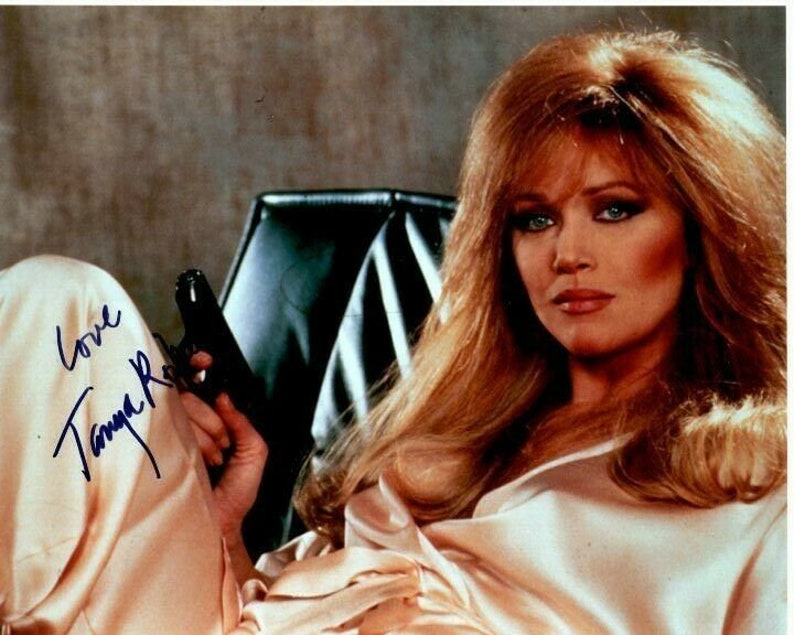 Tanya roberts signed james bond girl 007 a view to a kill stacey sutton Photo Poster painting