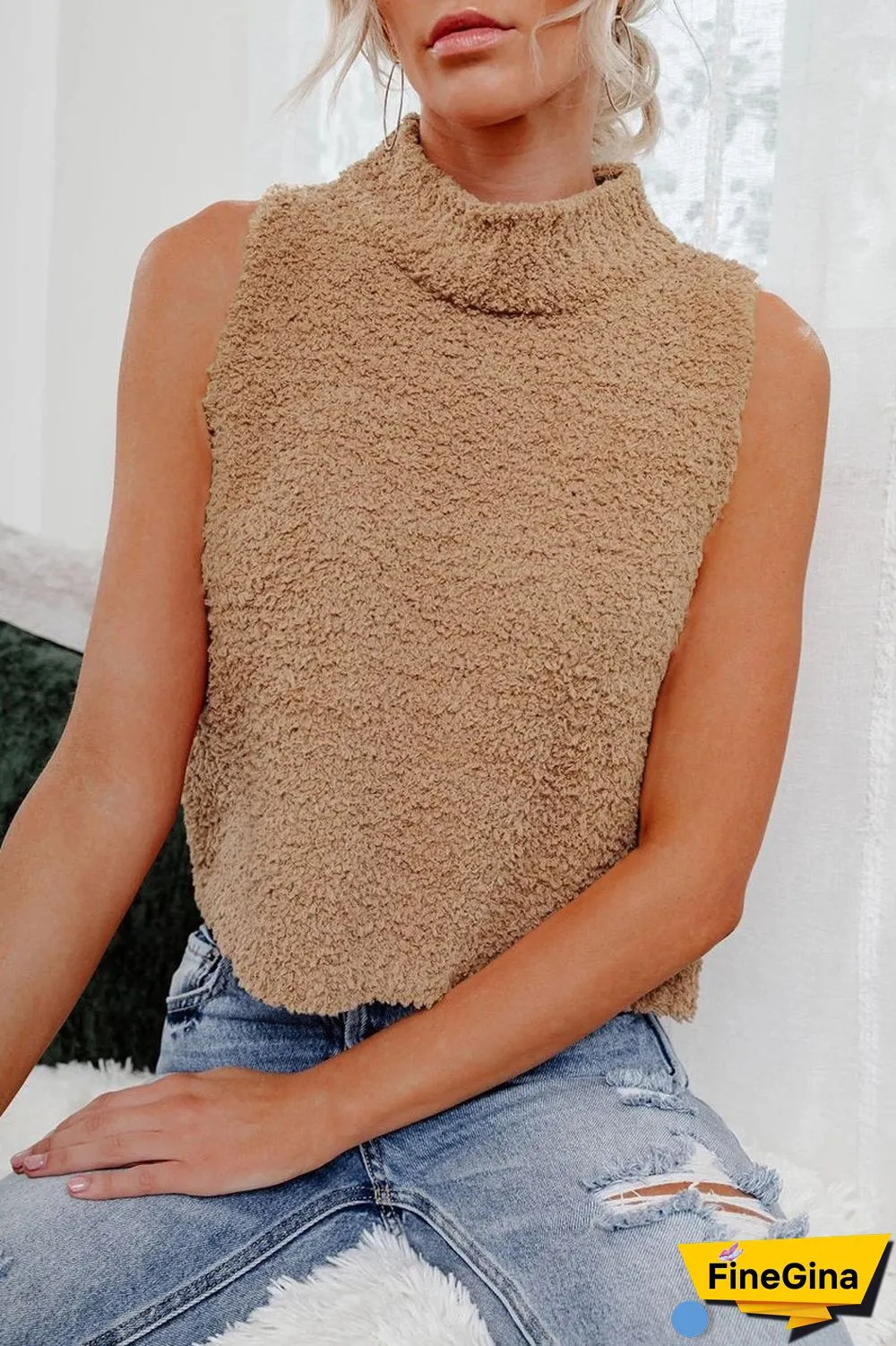 Solid Color Sleeveless Knitted Top