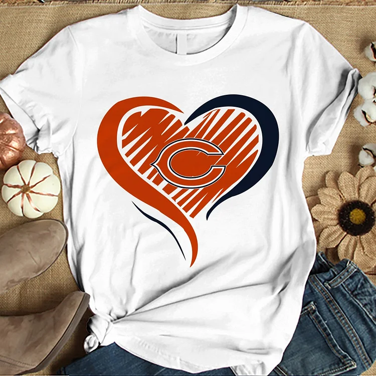 Chicago Bears Women's White Relaxed T-Shirt