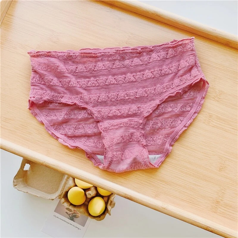 FINETOO Transparent Lace Women's Underwear Fashion Briefs Low-Rise Woman Underpants Lady Soft 3D Crimping Lingerie 2021 New M-XL