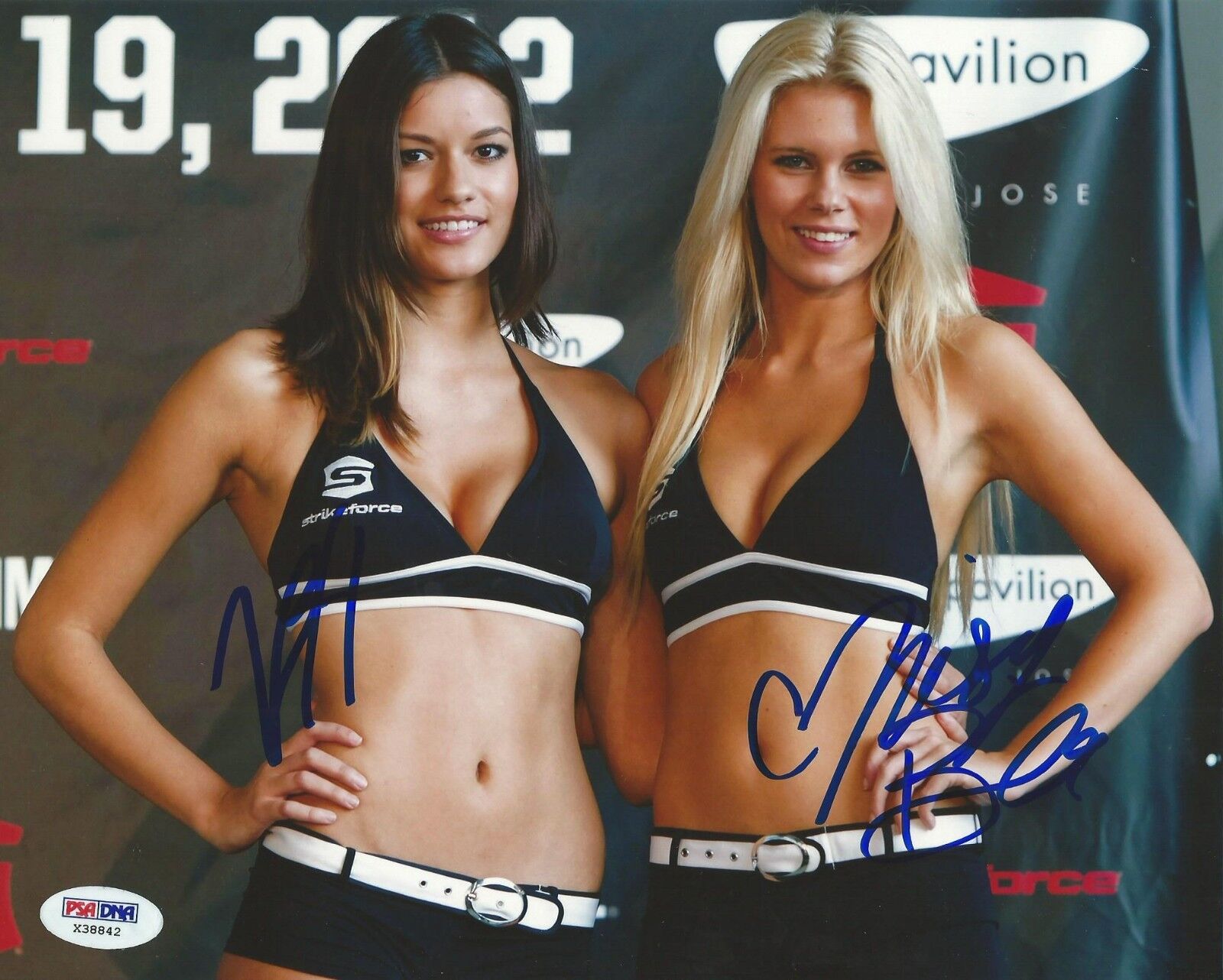 Vanessa Hanson Chrissy Blair Signed UFC 8x10 Photo Poster painting PSA/DNA COA Autograph Picture