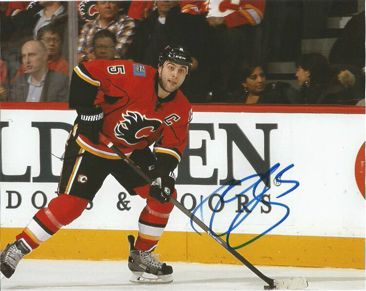 Calgary Flames Mark Giordano Autographed Signed 8x10 Photo Poster painting COA C