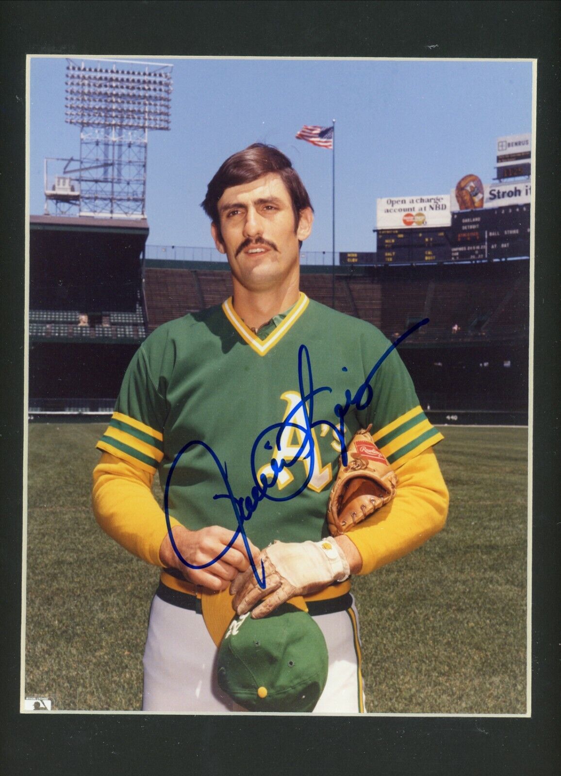 Rollie Fingers A's Brewers HOF Signed Autographed Matted 8x10 Glossy Photo Poster painting COA