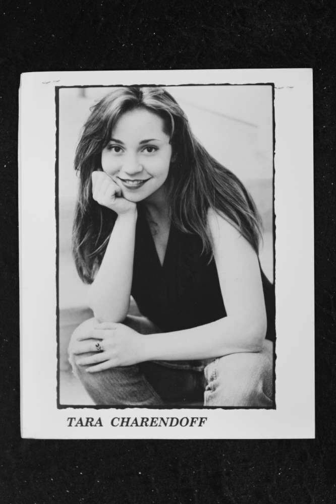 Tara Strong - 8x10 Headshot Photo Poster painting w/ Resume