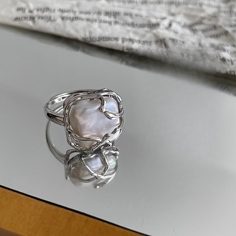 Elegant Vintage Style Adjustable Open Ring with Synthetic Irregular Pearl Accent – Copper Construction, Statement Fashion Jewelry for Women, Versatile for Daily Wear, No Plating, Plastic Mosaic Design