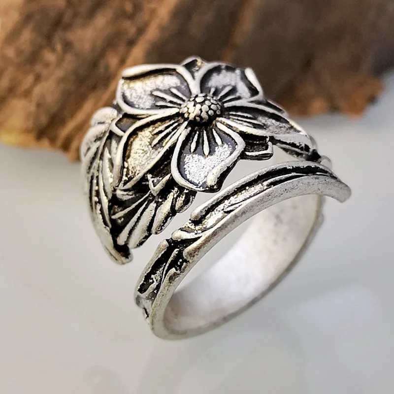 🔥Last Day 75% OFF🎁Blooming Flower Ring