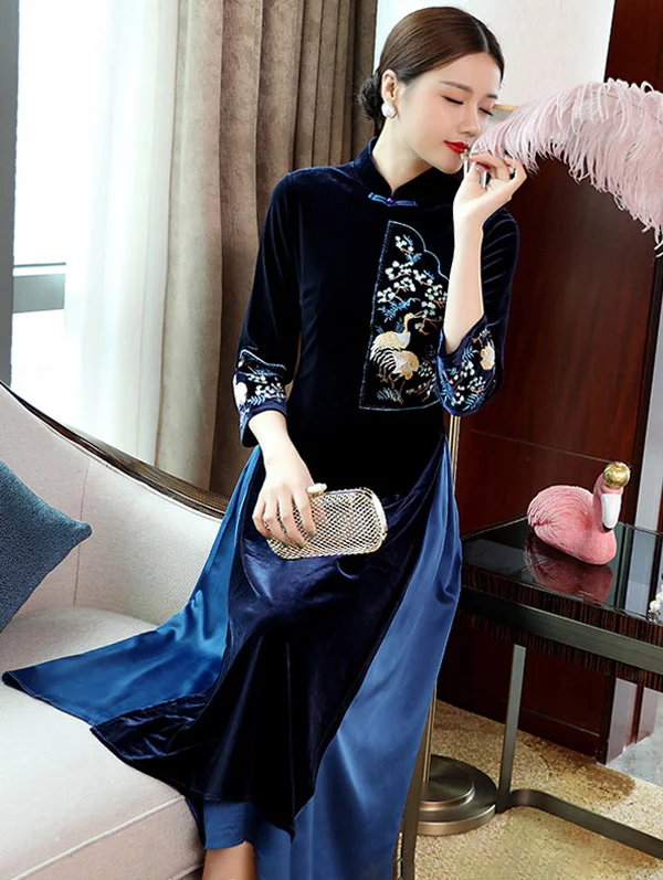 Embroidered Velvet False Two Ao Dai Long Cheongsams Dress
