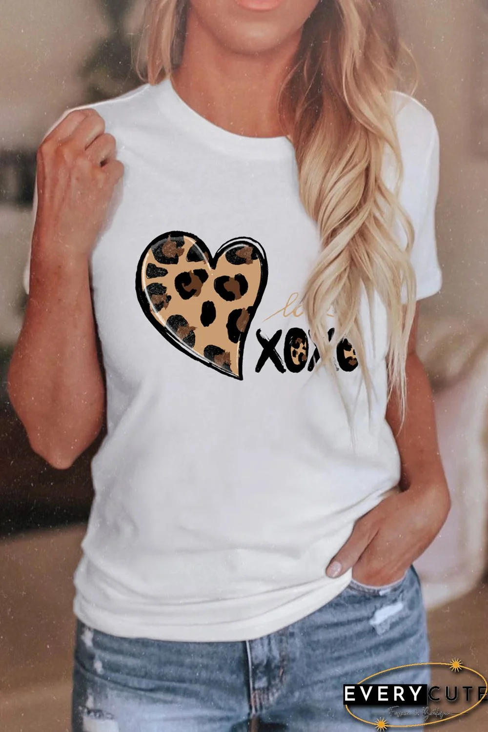 White Leopard Heart Letter Print O-neck Short Sleeve Top
