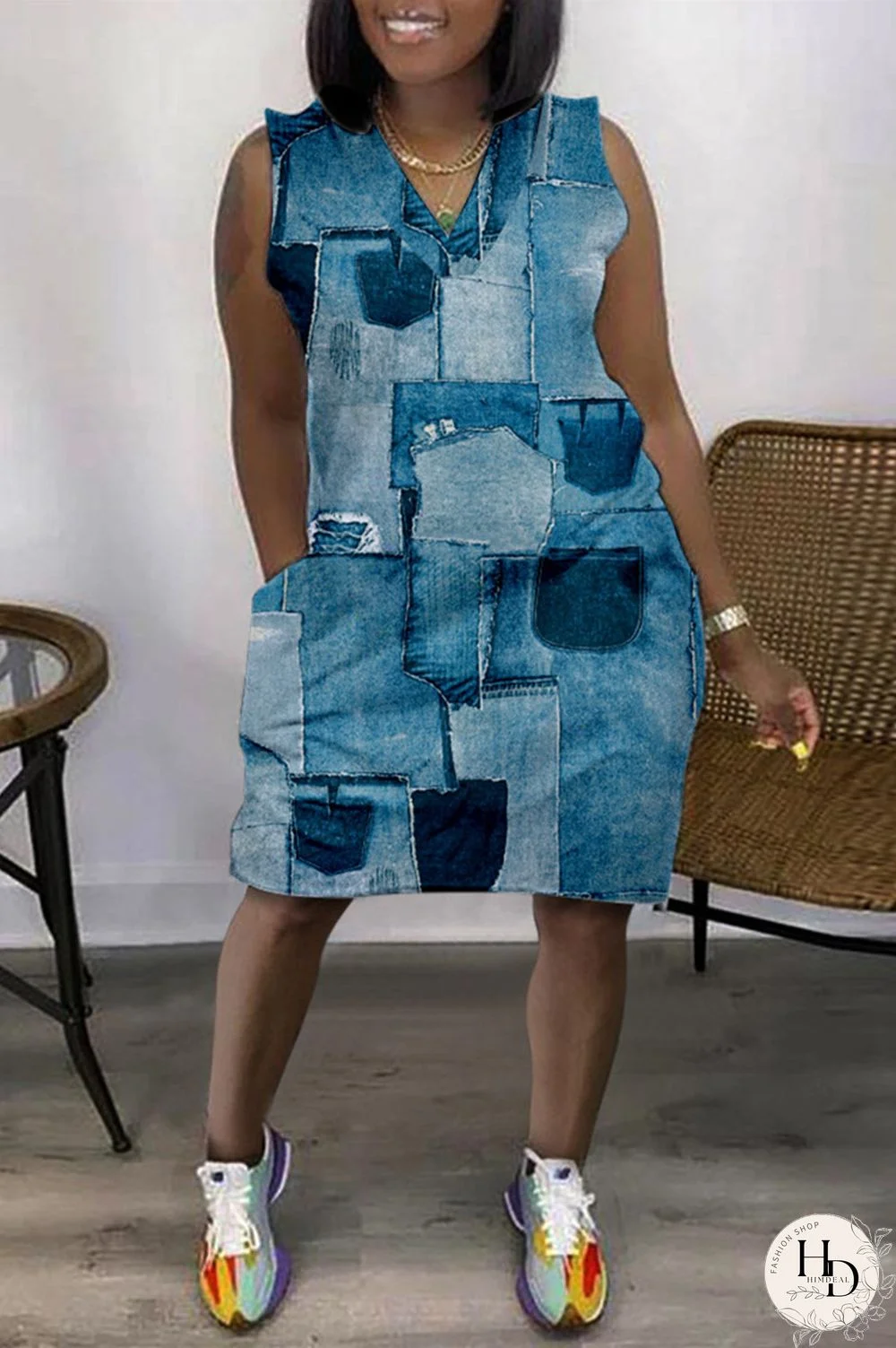 Black Fashion Casual Print Patchwork V Neck Sleeveless Plus Size Dress