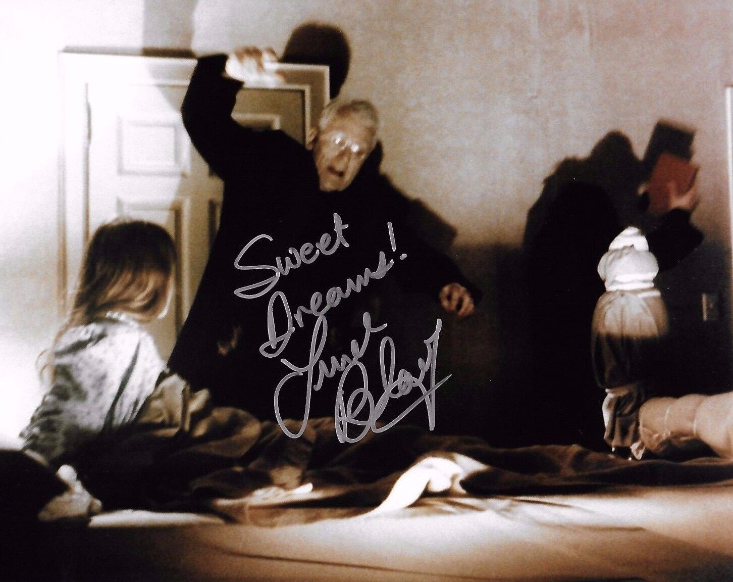 Linda Blair Signed 8x10 Photo Poster painting - REGAN from The Exorcist - RARE! H324