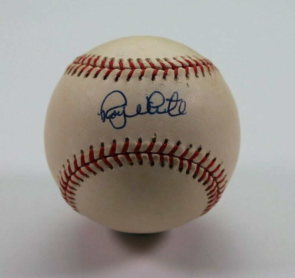 Roy White signed autographed baseball! AMCo! 10426