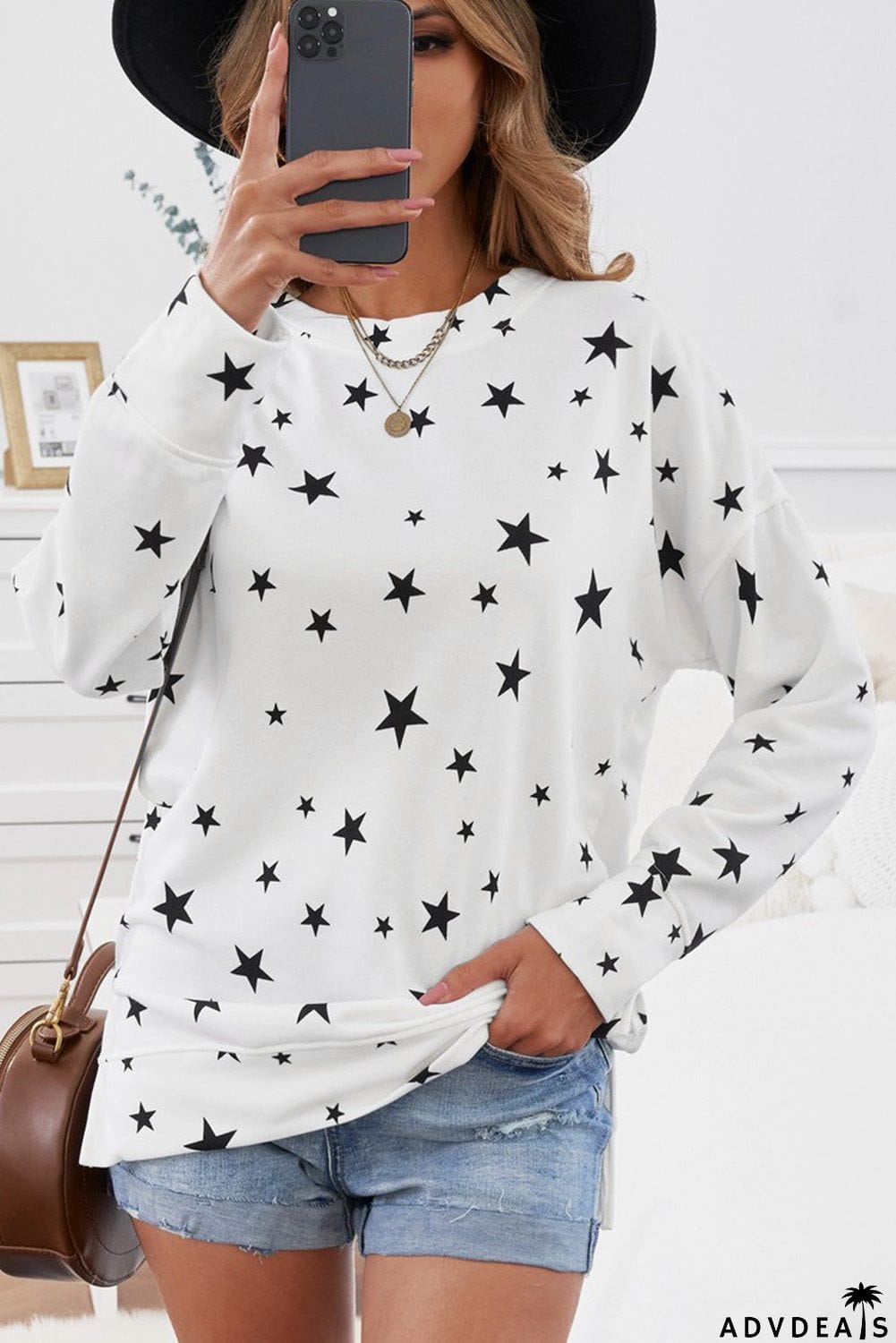 Round Neck Star Print Long Sleeve Top