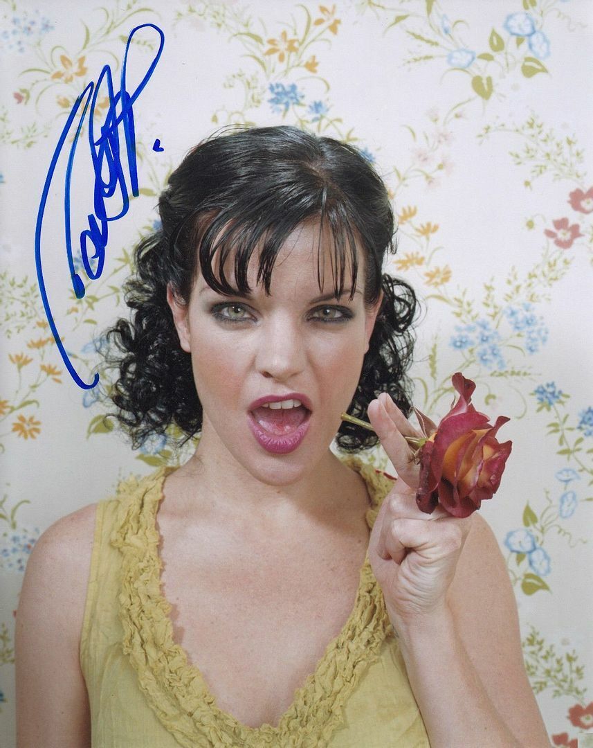 Pauley Perrette Autograph Signed Photo Poster painting Print 1