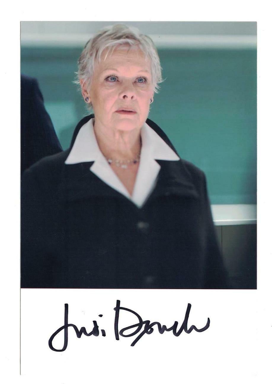 Judi Dench Signed Autographed 4 x 6 Photo Poster painting Actress C