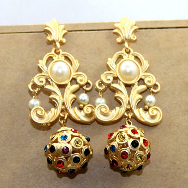 Baroque earrings